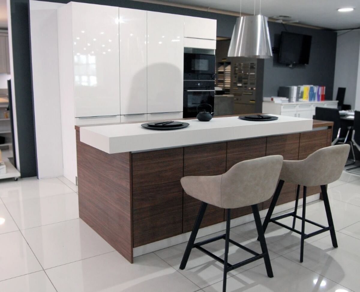 Kuhinja Nolte Nova Lack 731 eksponat