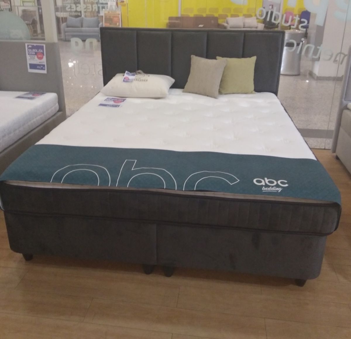 Boxspring postelja Alexia 180x200