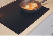 Indukcijska kuhalna plošča CI642MCBB