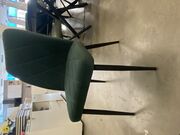 Jedilniški stol Vika